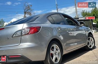 Седан Mazda 3 2011 в Виннице