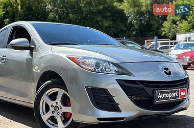 Седан Mazda 3 2011 в Виннице