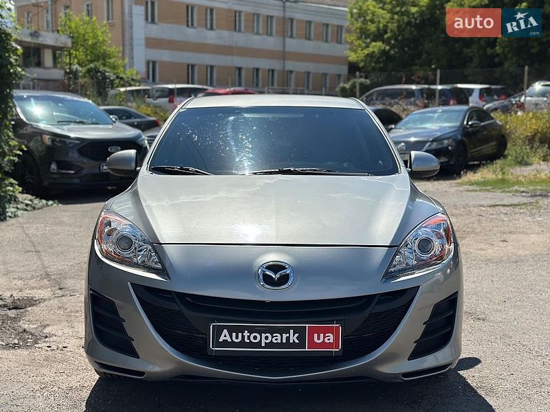 Седан Mazda 3 2011 в Виннице