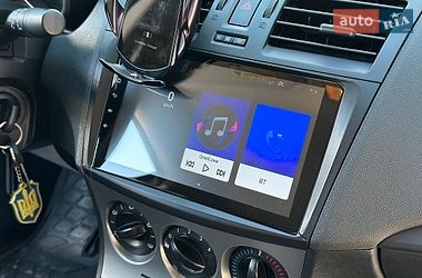 Седан Mazda 3 2011 в Виннице