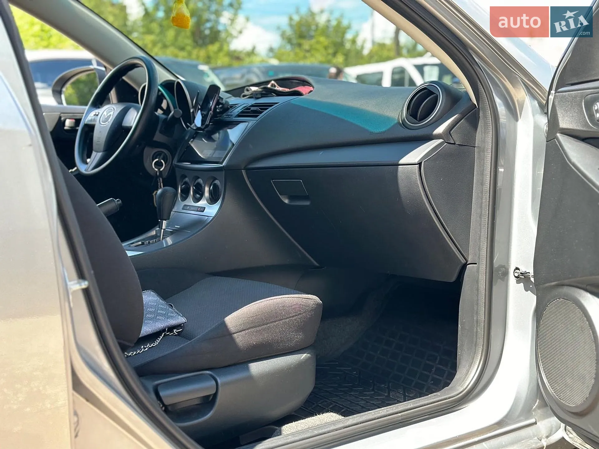 2011 Mazda 3 - мініатюра 28