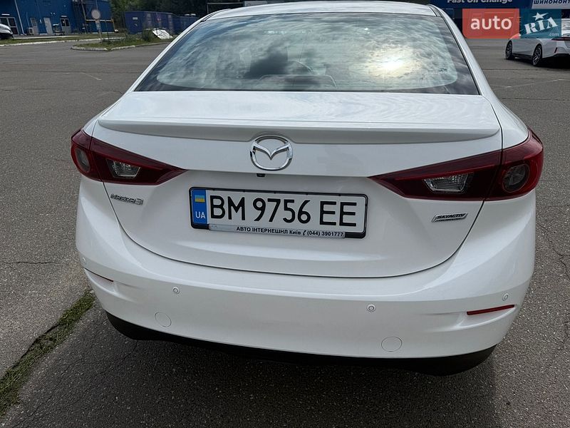 Седан Mazda 3 2018 в Києві