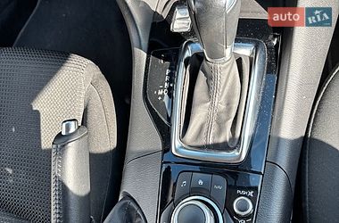Седан Mazda 3 2017 в Днепре