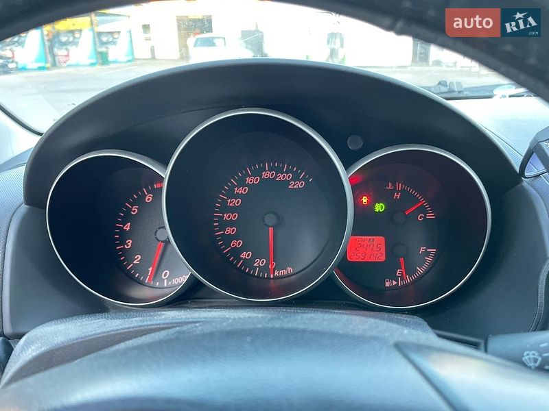 Хетчбек Mazda 3 2006 в Кременчуці