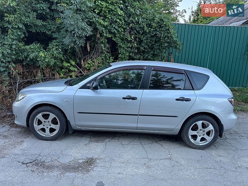 Хэтчбек Mazda 3 2006 в Киеве