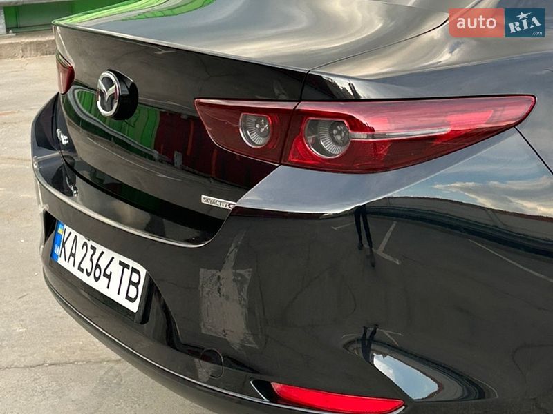 Седан Mazda 3 2018 в Киеве фото 13 Седан Mazda 3 2018 в Киеве
