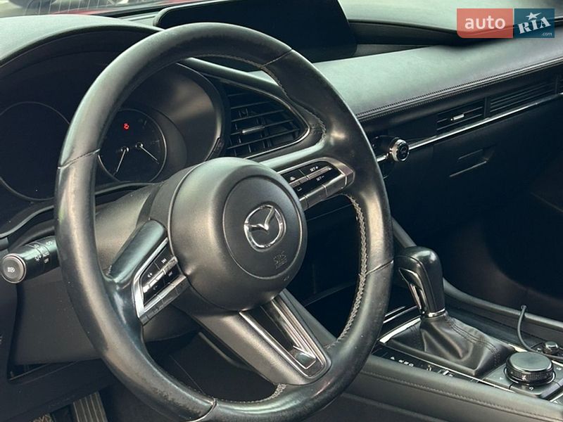 Седан Mazda 3 2018 в Киеве фото 16 Седан Mazda 3 2018 в Киеве