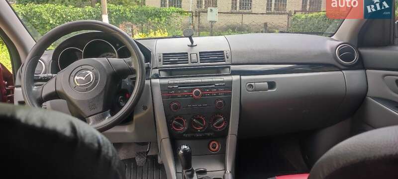 Хэтчбек Mazda 3 2008 в Луцке
