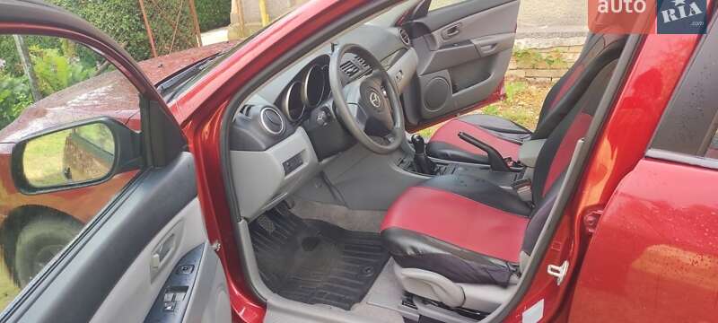 Хэтчбек Mazda 3 2008 в Луцке