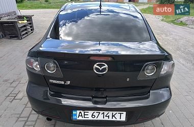 Седан Mazda 3 2007 в Тростянце