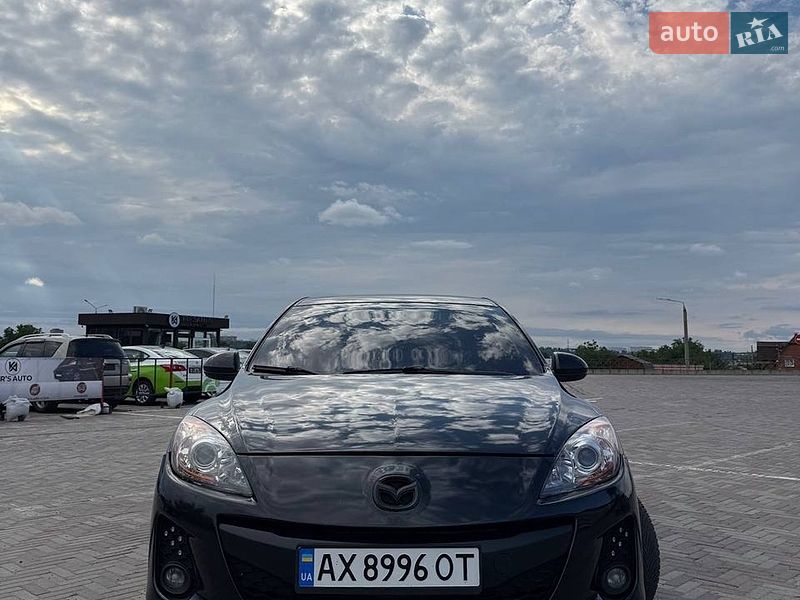 Седан Mazda 3 2013 в Харкові