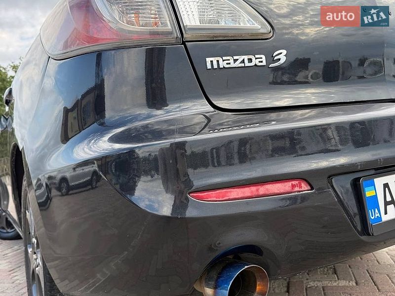 Седан Mazda 3 2013 в Харкові