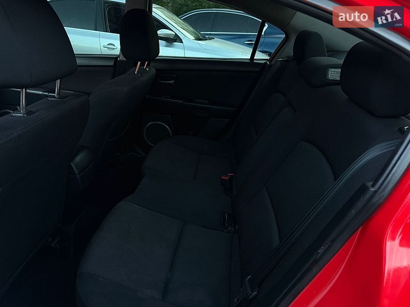 Седан Mazda 3 2007 в Києві