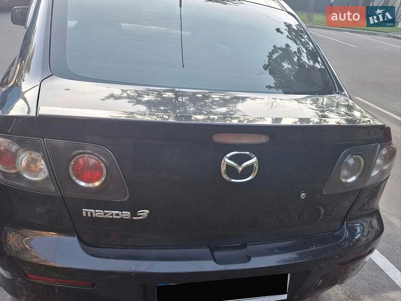 Седан Mazda 3 2009 в Киеве