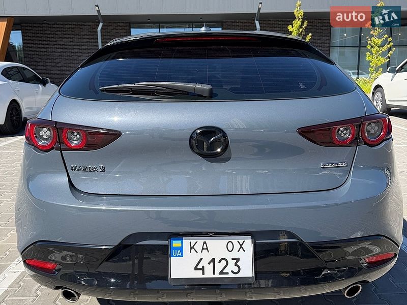 Хэтчбек Mazda 3 2021 в Киеве