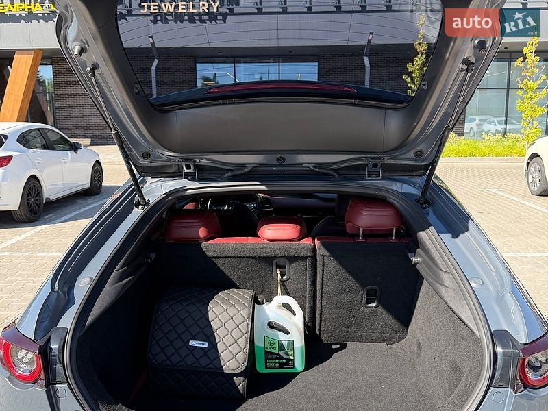 Хэтчбек Mazda 3 2021 в Киеве