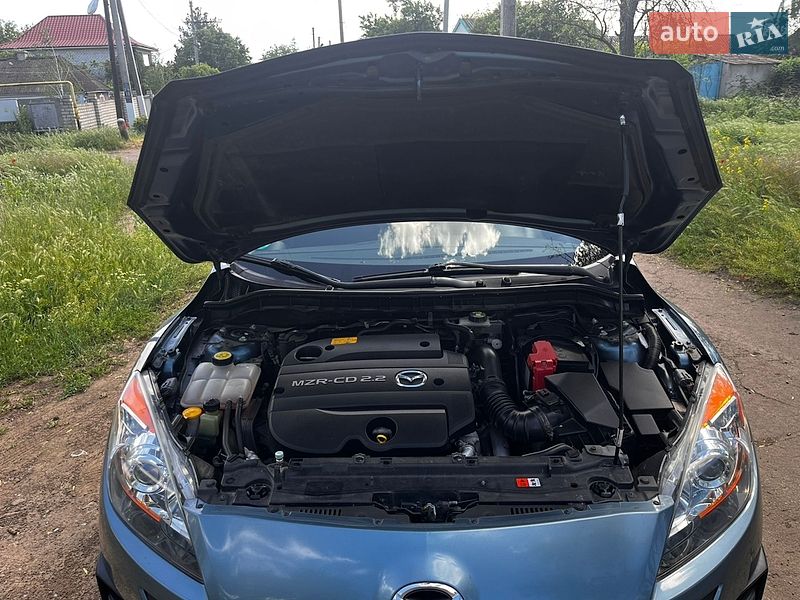 Хэтчбек Mazda 3 2009 в Веселинове фото 11 Хэтчбек Mazda 3 2009 в Веселинове
