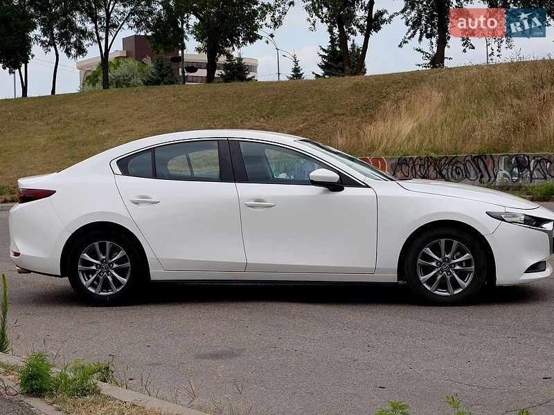 Седан Mazda 3 2021 в Києві