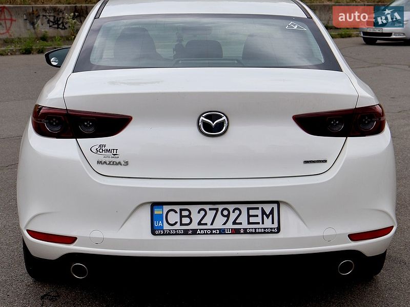 Седан Mazda 3 2021 в Києві