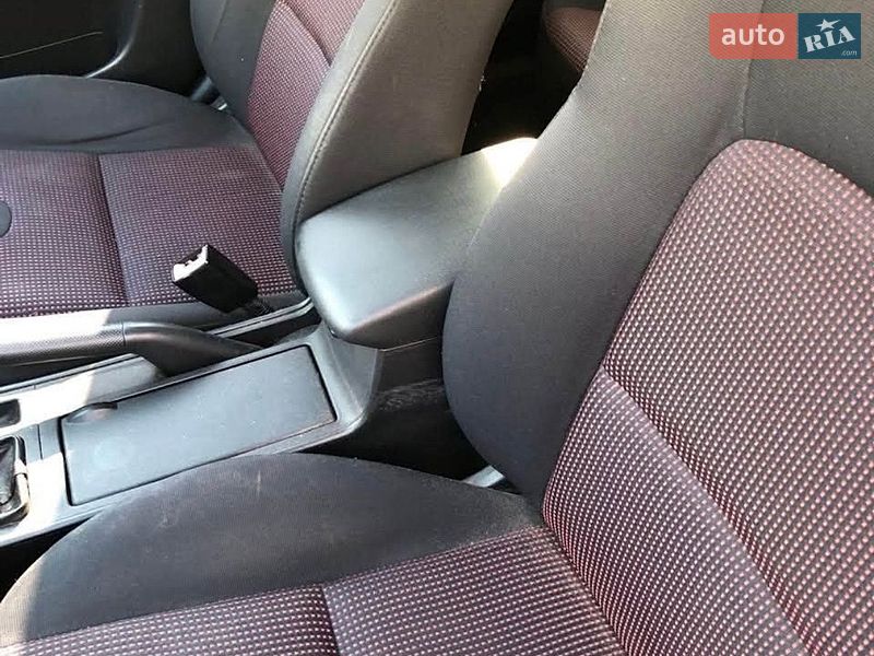 Хетчбек Mazda 3 2006 в Києві