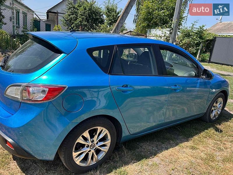 Хэтчбек Mazda 3 2010 в Катеринополе