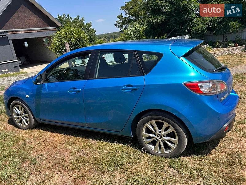 Хэтчбек Mazda 3 2010 в Катеринополе