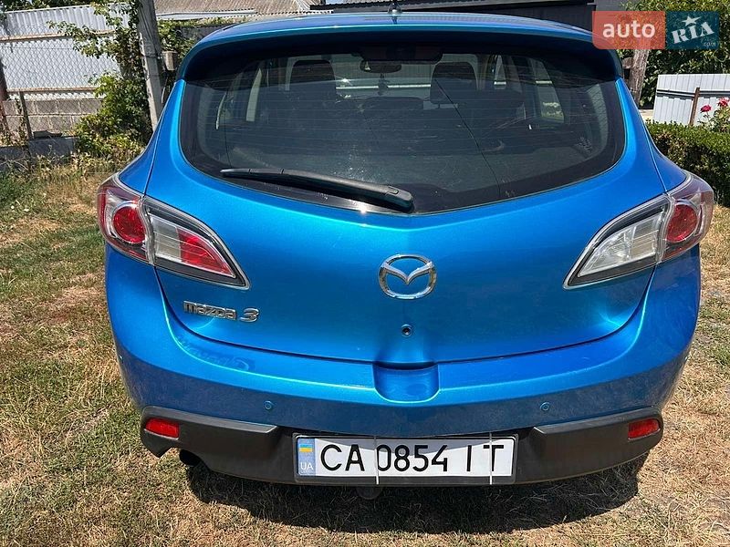 Хэтчбек Mazda 3 2010 в Катеринополе