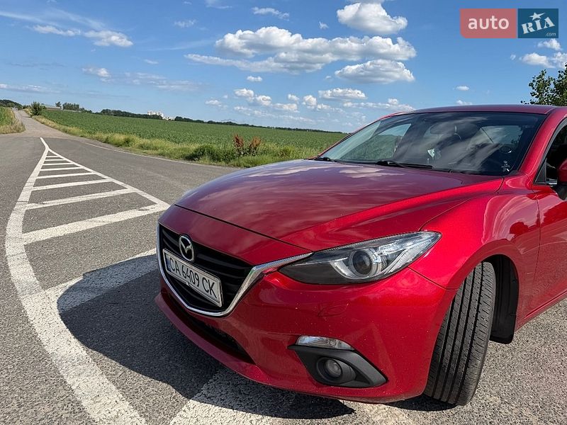 Седан Mazda 3 2013 в Черкассах