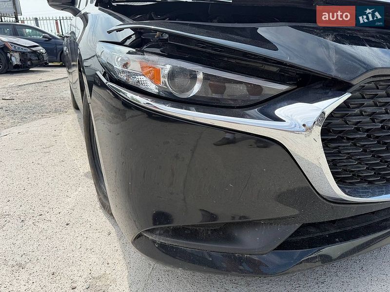 Седан Mazda 3 2024 в Києві
