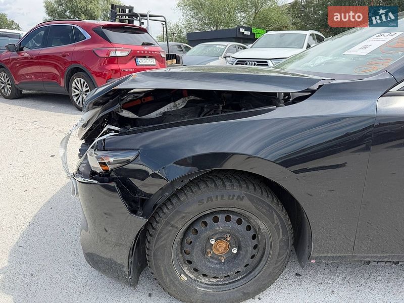 Седан Mazda 3 2024 в Києві