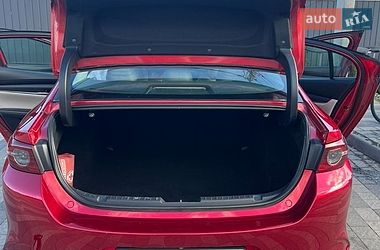 Седан Mazda 3 2019 в Львові