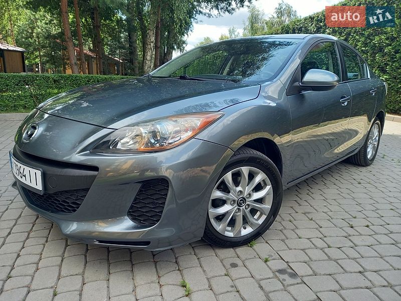 Седан Mazda 3 2012 в Луцке