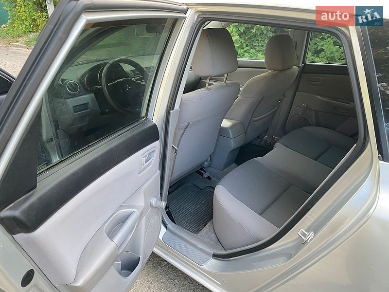 Хетчбек Mazda 3 2006 в Києві фото 13 Хетчбек Mazda 3 2006 в Києві