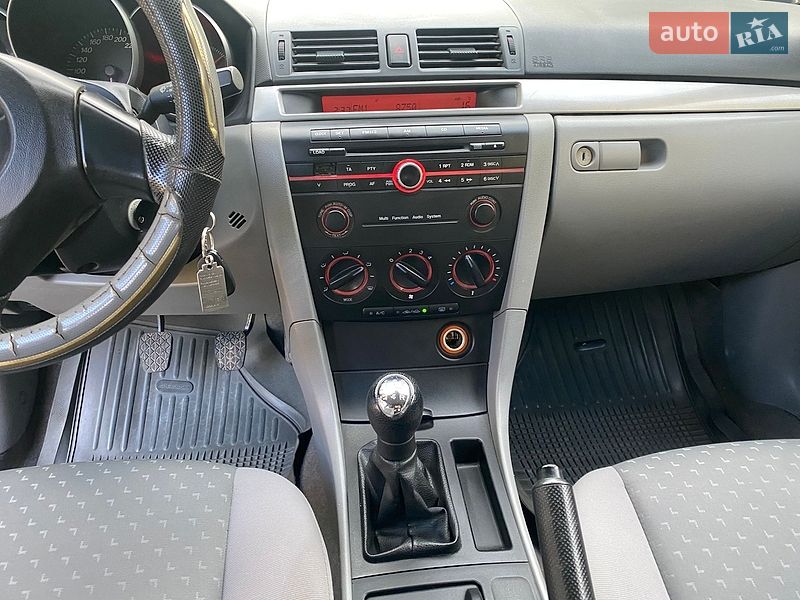 Хетчбек Mazda 3 2006 в Києві фото 15 Хетчбек Mazda 3 2006 в Києві