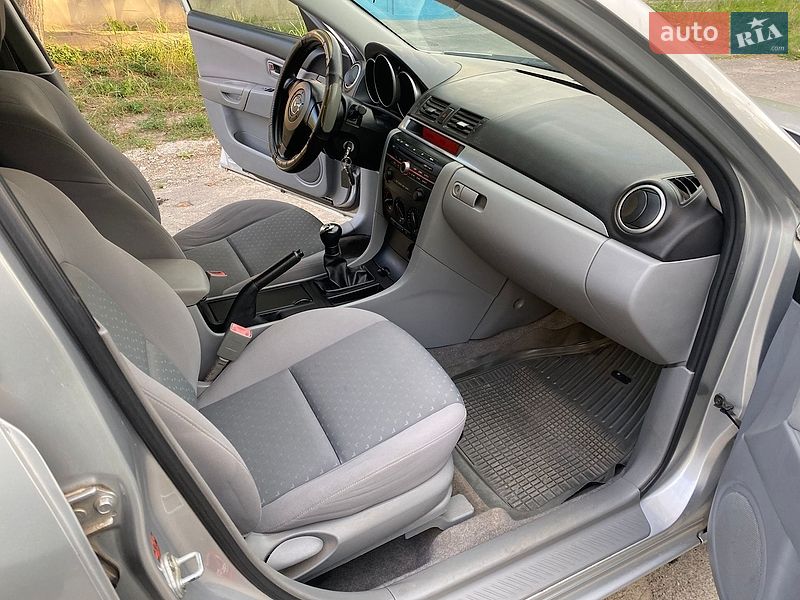Хетчбек Mazda 3 2006 в Києві фото 20 Хетчбек Mazda 3 2006 в Києві