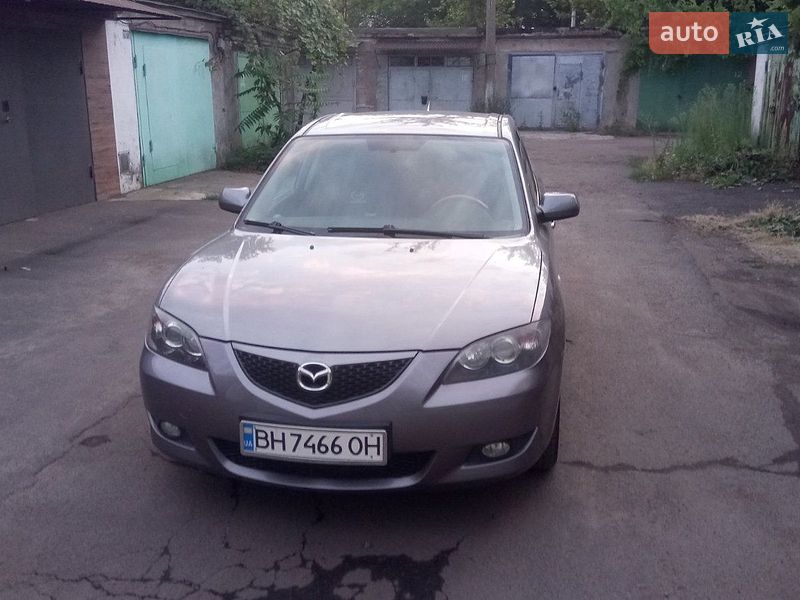 Седан Mazda 3 2004 в Черноморске