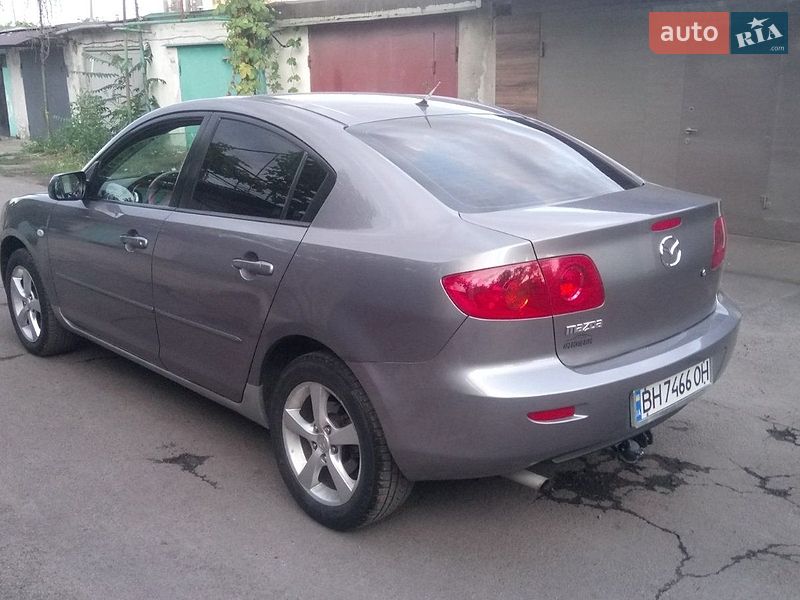 Седан Mazda 3 2004 в Черноморске
