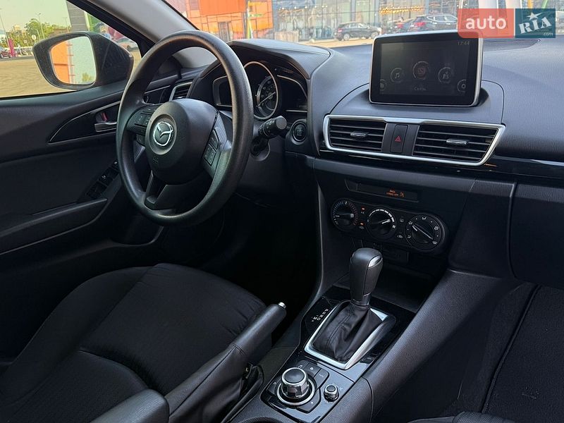 Хетчбек Mazda 3 2016 в Києві