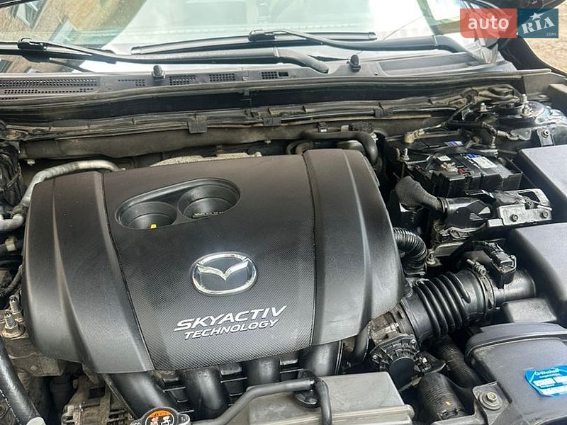 Седан Mazda 3 2016 в Смеле