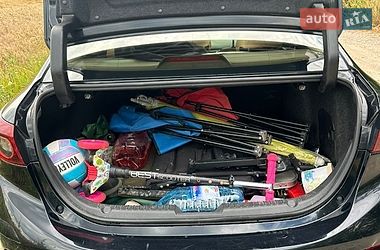 Седан Mazda 3 2016 в Смеле