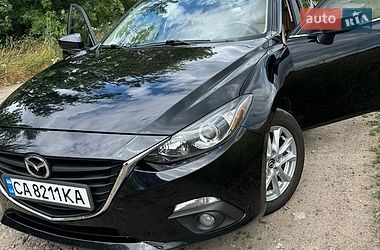 Седан Mazda 3 2016 в Смеле