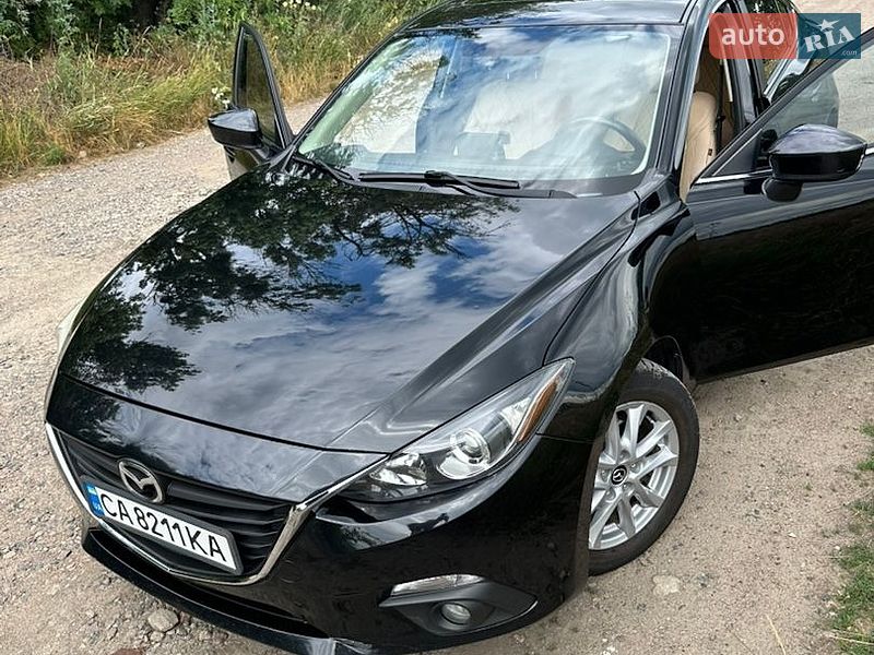 Седан Mazda 3 2016 в Смеле
