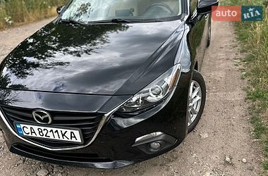 Седан Mazda 3 2016 в Смеле