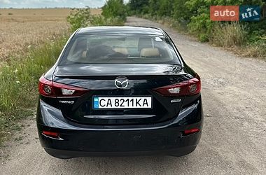 Седан Mazda 3 2016 в Смеле