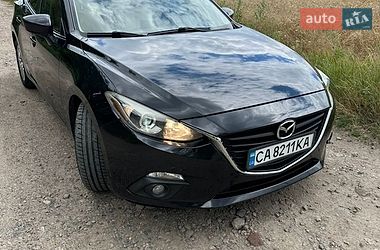 Седан Mazda 3 2016 в Смеле
