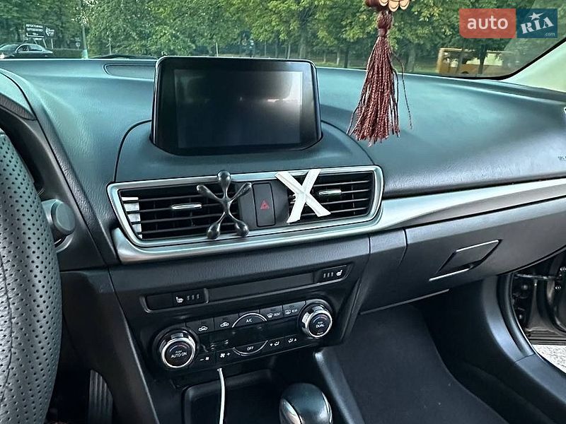 Хэтчбек Mazda 3 2017 в Броварах