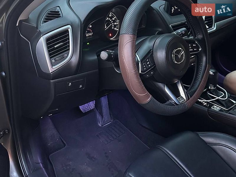 Хэтчбек Mazda 3 2017 в Броварах