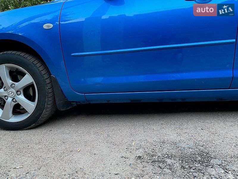 Седан Mazda 3 2005 в Кропивницькому