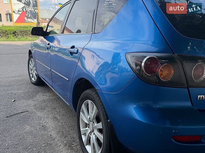 Хэтчбек Mazda 3 2005 в Николаеве
