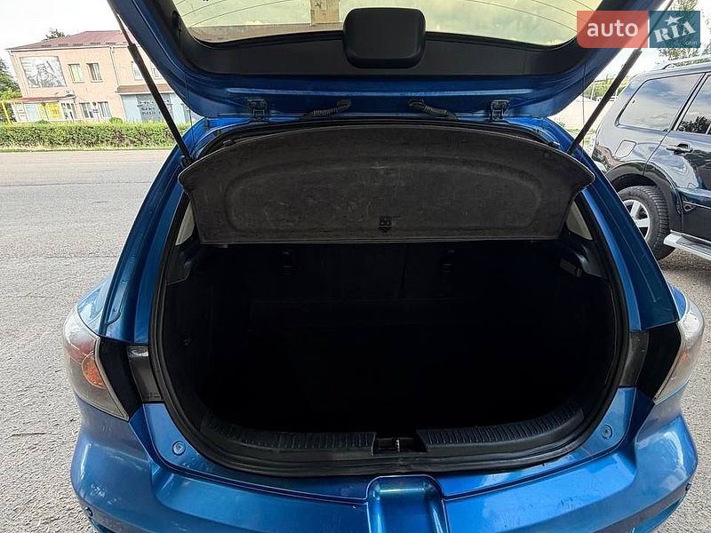Хэтчбек Mazda 3 2005 в Николаеве